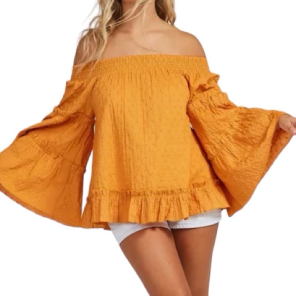 NWT Talisman the label Mantra bell sleeve blouse